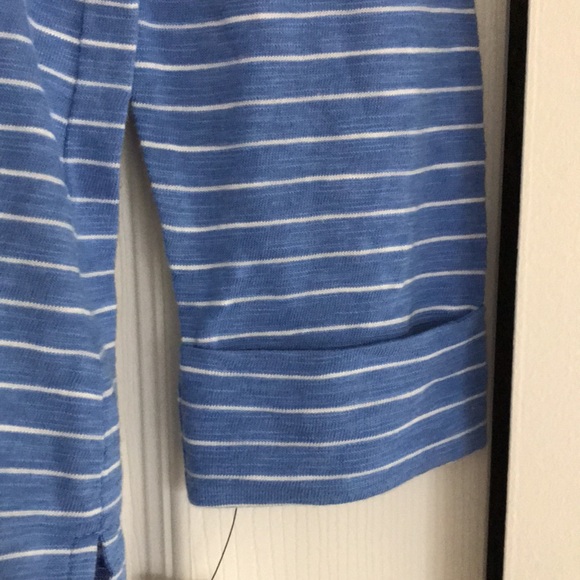 Talbots NWT XS Tee with French Woman walking dog. - Picture 4 of 4